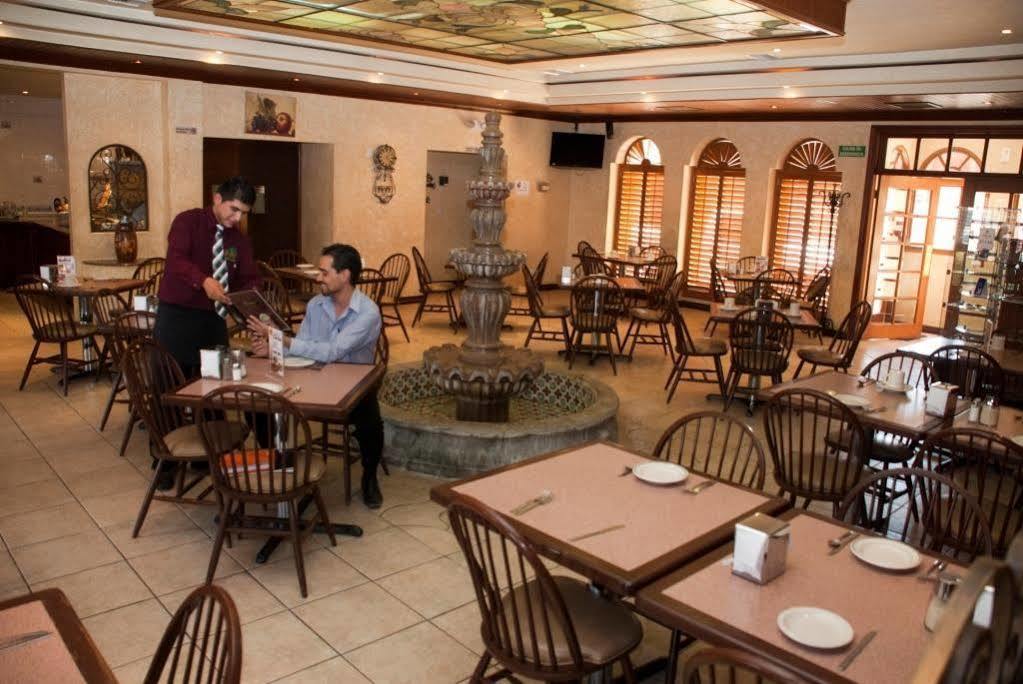סיודאד חוארס Hotel Villa Del Sol מראה חיצוני תמונה