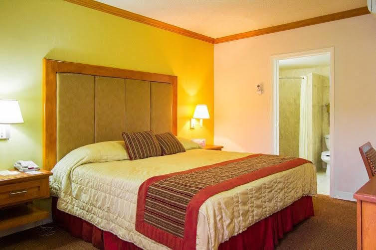 סיודאד חוארס Hotel Villa Del Sol מראה חיצוני תמונה